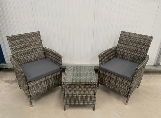 Chelsea Garden Company 2 seater rattan set grey